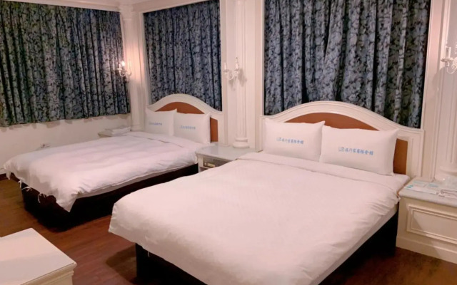 Traveler Hotel
