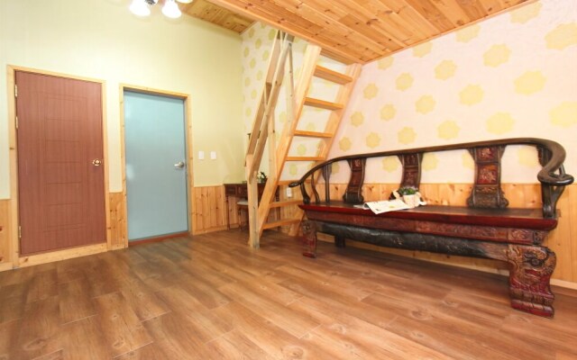 Ganghwa Sinsungi Pension