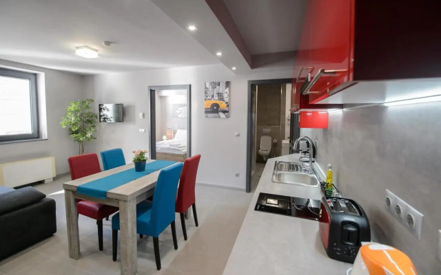 HR Apartmanház