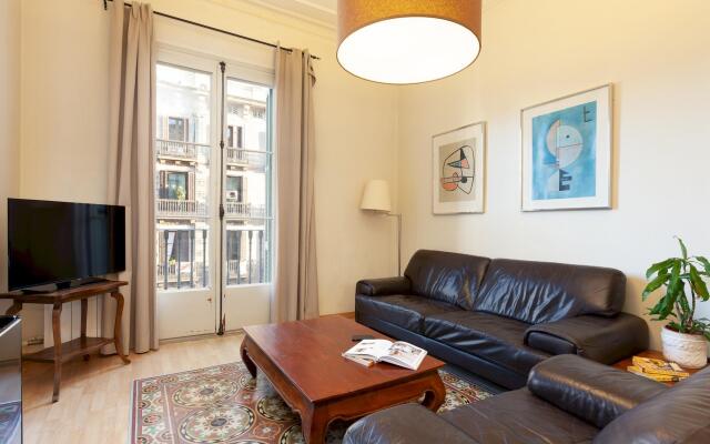 GAUDIR 5 · Bright & centric apart. next to Passeig de Gracia