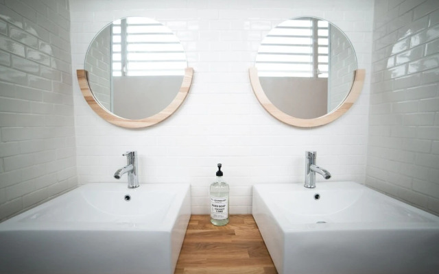 Santurcia Hostel - Adults Only