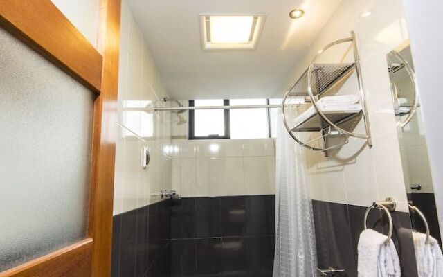 Capac Hotel
