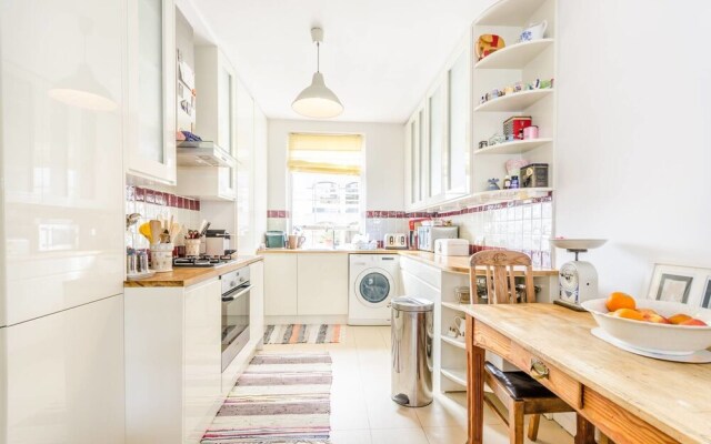 Modern 2 Bedroom Flat in Clerkenwell