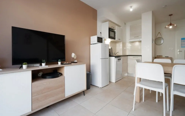 Family Retreat by Serignan Sea