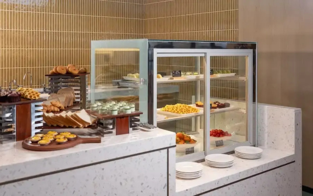 Holiday Inn Express Chengdu Phoenix Mountain By Ihg