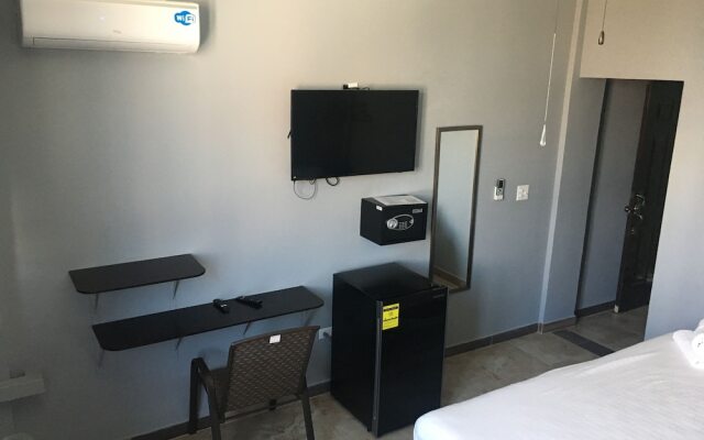 Maya Bella Downtown Hotel
