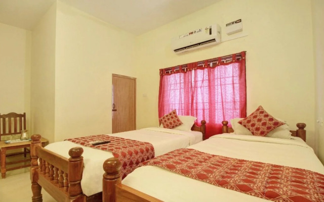 OYO Flagship 42700 White Sand Guest House