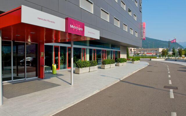 Mercure Nerocubo Rovereto