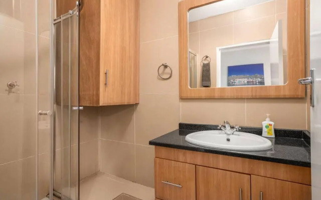 Antibes in West Road South Sandton Apartment