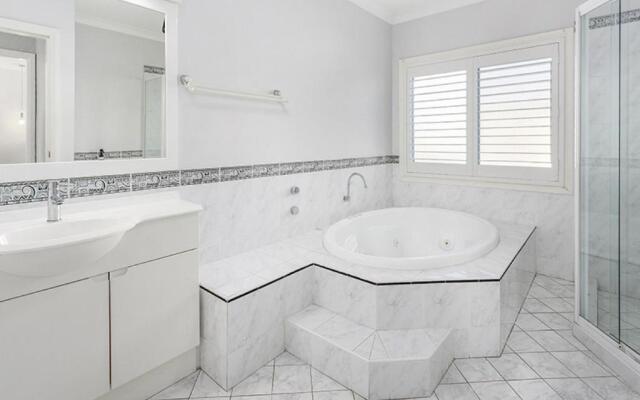 Shellharbour Seaside Escape