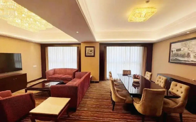 Hohhot Hai Liang Plaza Hotel