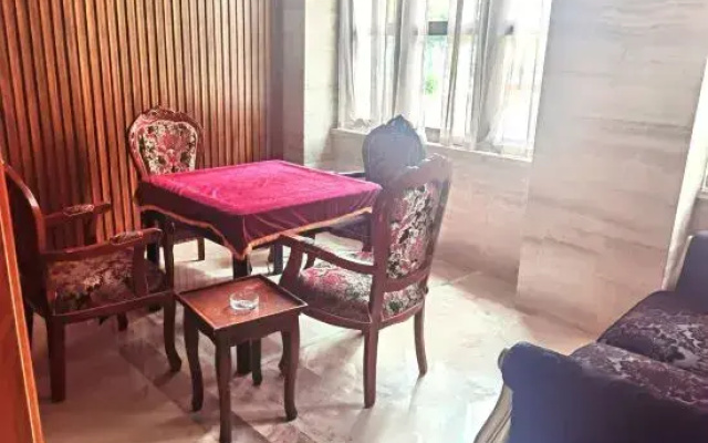 Four Seasons Scenic Hotel (Mianyang High-Speed Railway Station)