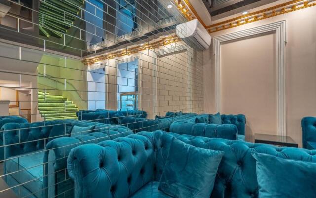 5 Star Apart Hotel