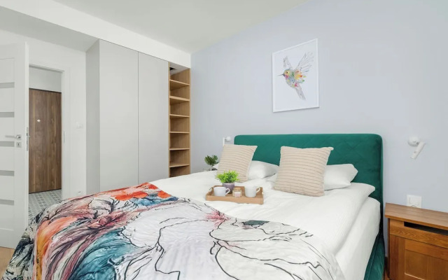 Cozy Apartment for 4 by Renters
