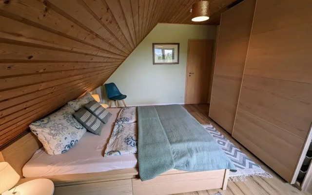 Spacious Flat in Wilhelmshof near Lake