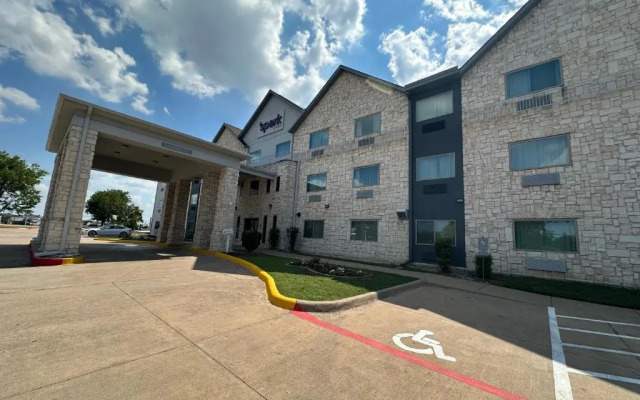 Spark by Hilton Round Rock