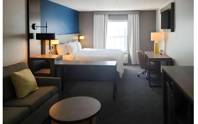 Comfort Inn & Suites