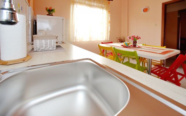 Apartment Julijana - economy apartment A1 Bibinje, Zadar riviera
