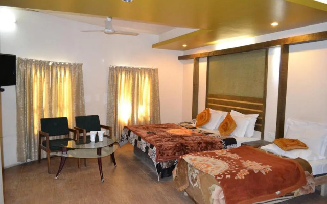 Grand Kashmir