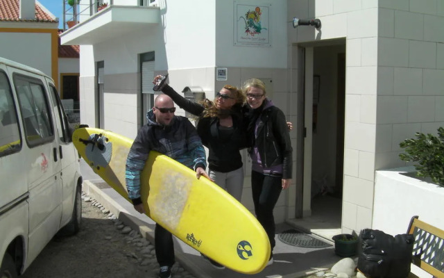 Peniche Surf Lodge - Hostel