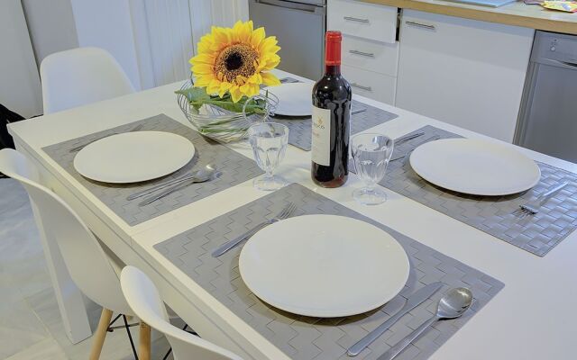 Deluxe Apartment San Isidoro