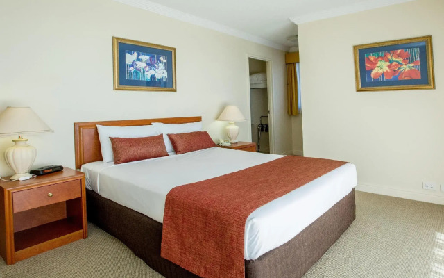 Springwood Tower Apartment Hotel