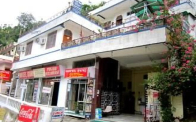 Hotel Suri