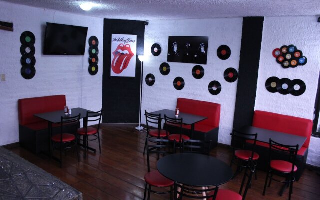 Vinilo House & Grill