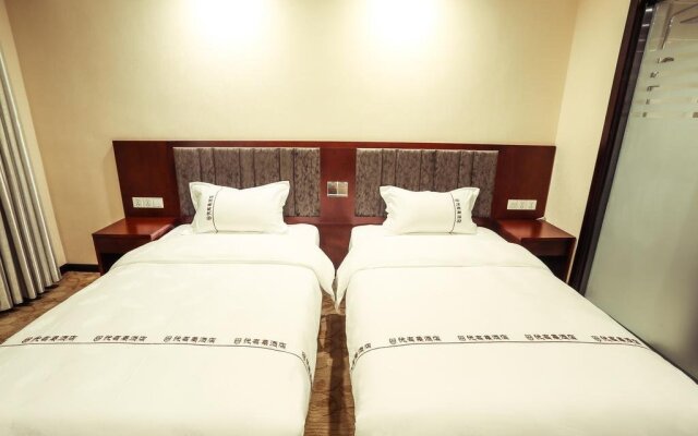 Ukelai Hotel