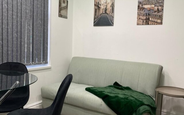 Luis Apartments in Leeds