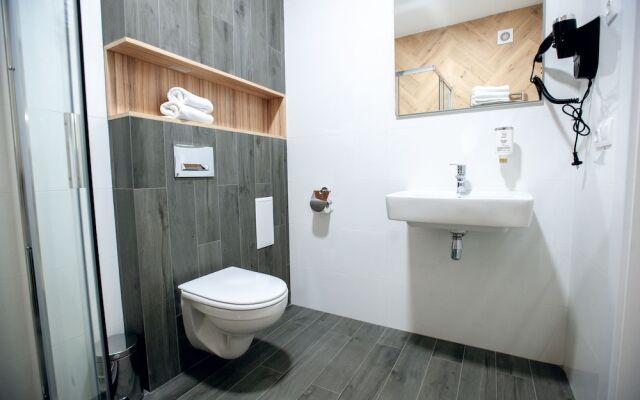 Spacious Apartment Center