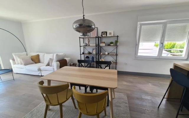 Guesthouse Porto 100m see, close Sandy beach, Pebble beach