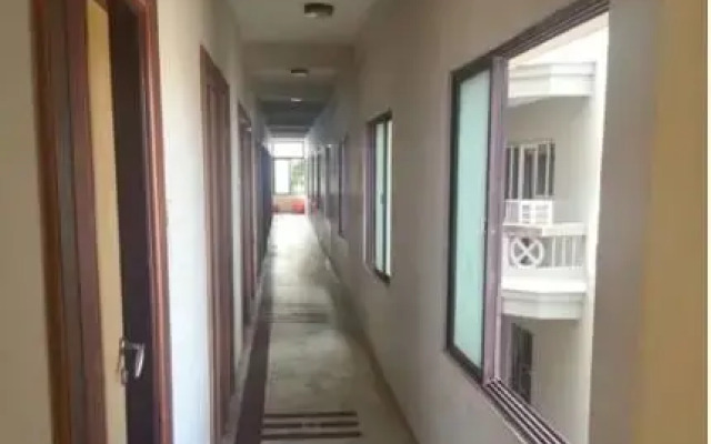 Hotel Deepak