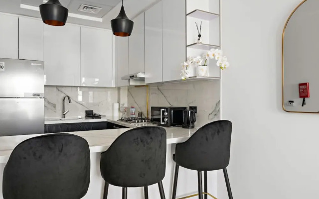 Charming 1bedroom With Pool and gym in Arjan