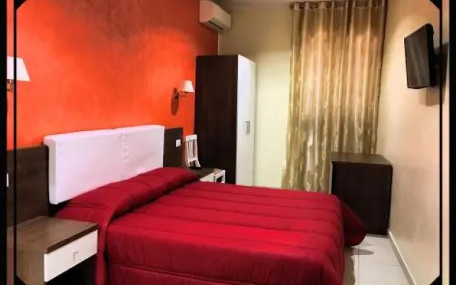 Tiburtina Hotel Holiday