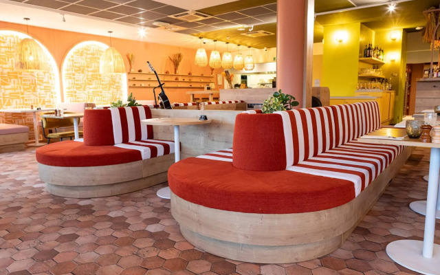 ibis Istres Trigance