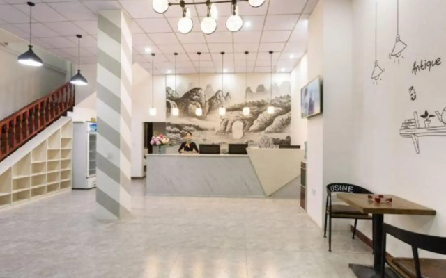 Guilin Fanke Preferential Hotel (Liangjiang Airport Branch)