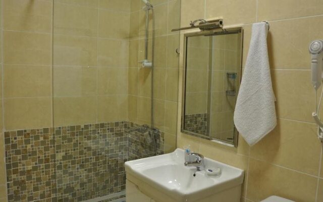 Neapol Hotel