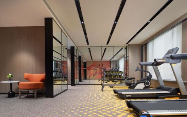 Hampton by Hilton Shantou Railway Station