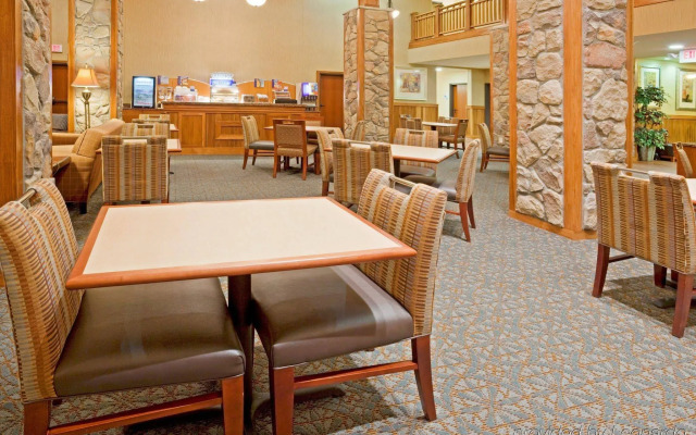 Comfort Inn & Suites Mountain Iron and Virginia