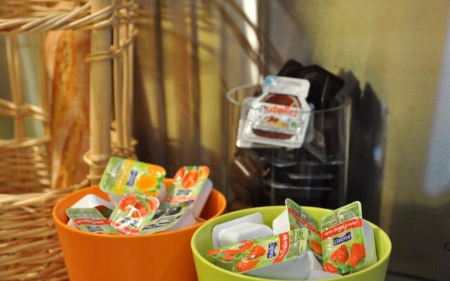 Brit Hotel Caen Mondeville