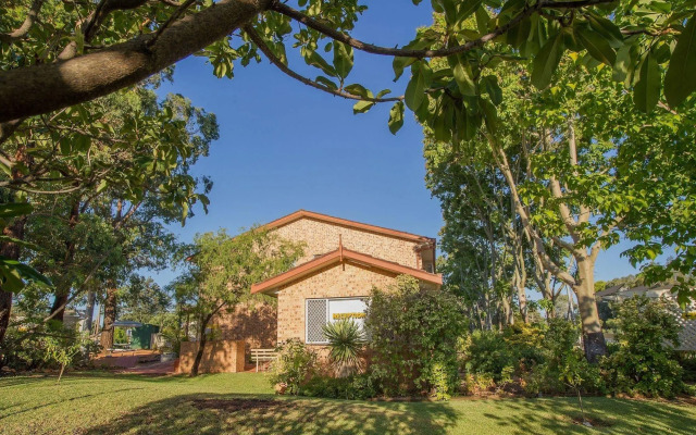 Manera Heights Apartment Motel