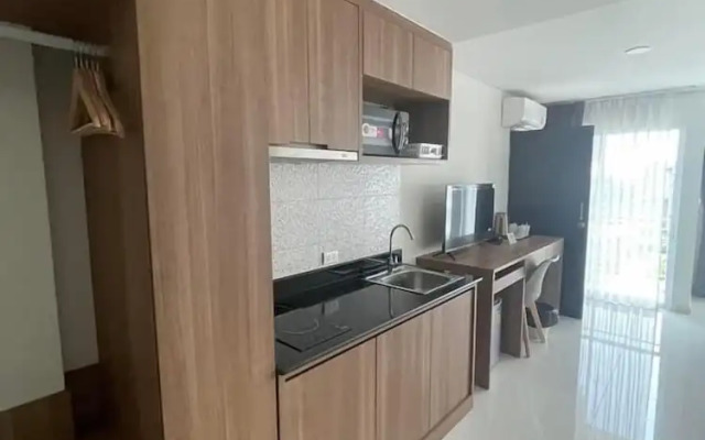 Christella Hotel Laemchabang