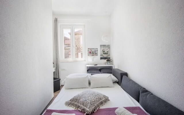 Stone house Lino Trogir