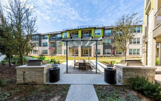 Lovely 1-bed Apartment in North Austin!!