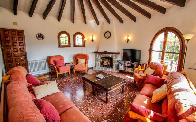 Sweet - modern, well-equipped villa with private pool in Benissa