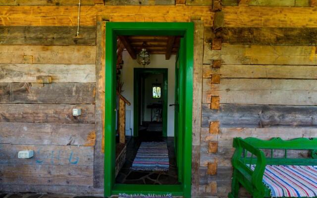 Pensiunea Casa Traditiilor