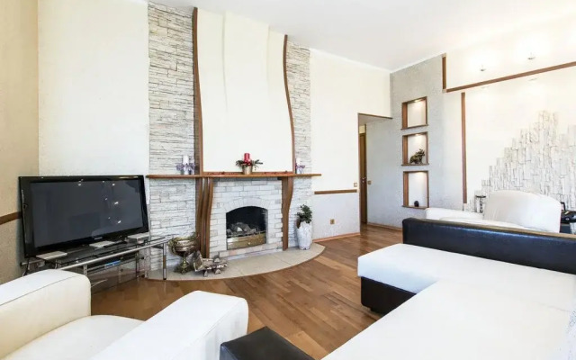 U Mariinskogo Apart-Hotel