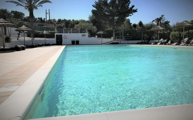 Calanica Residence Hotel