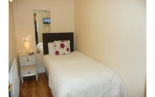 Rothwell House Hotel .